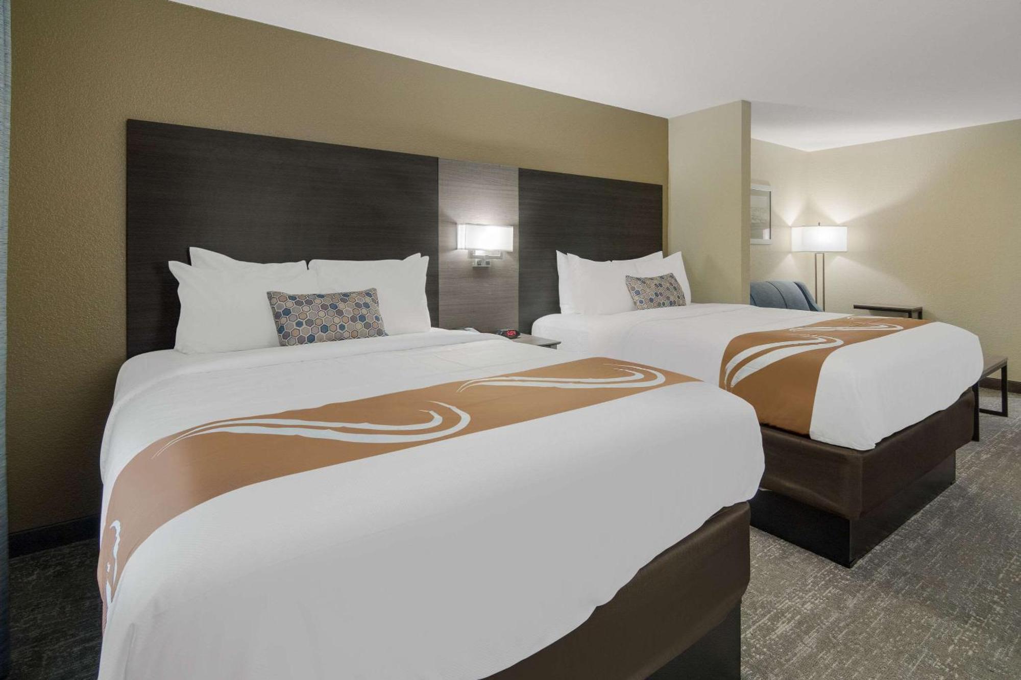 Quality Inn & Suites Roanoke - Fort Worth North מראה חיצוני תמונה