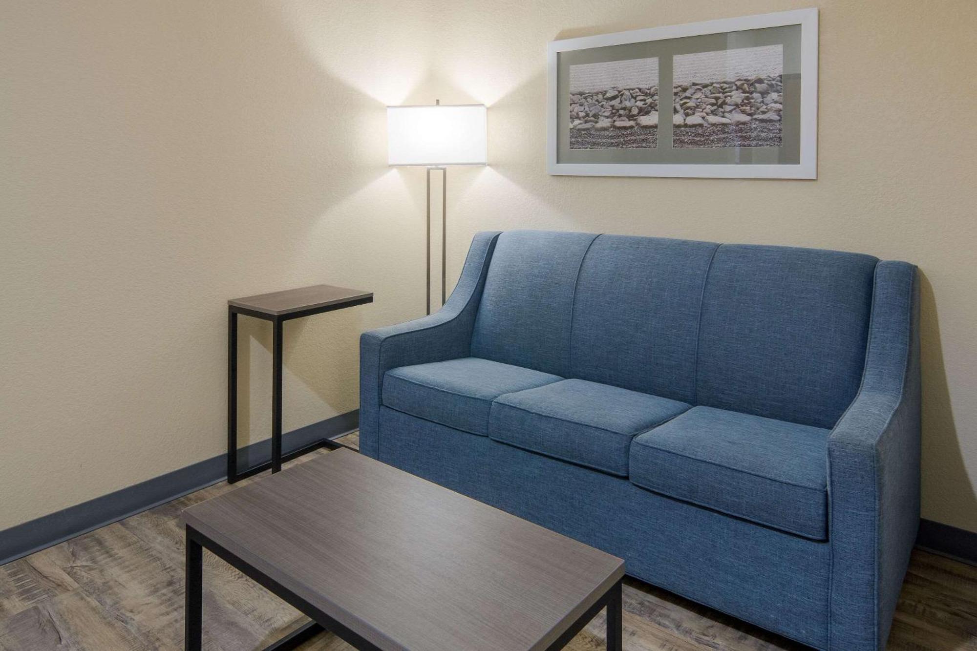 Quality Inn & Suites Roanoke - Fort Worth North מראה חיצוני תמונה